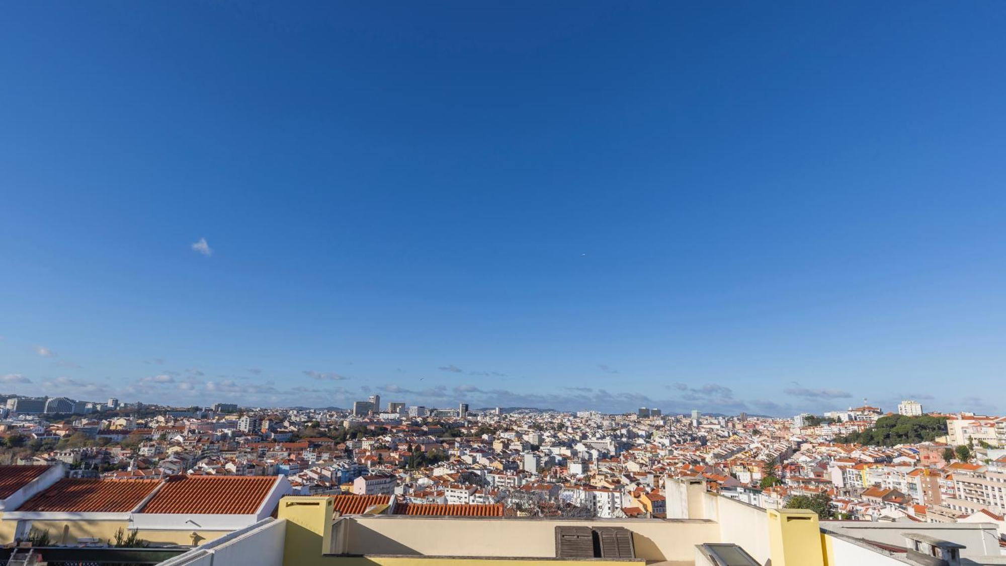 Stylish Apartment With Parking By Lovelystay Lisboa Exterior foto