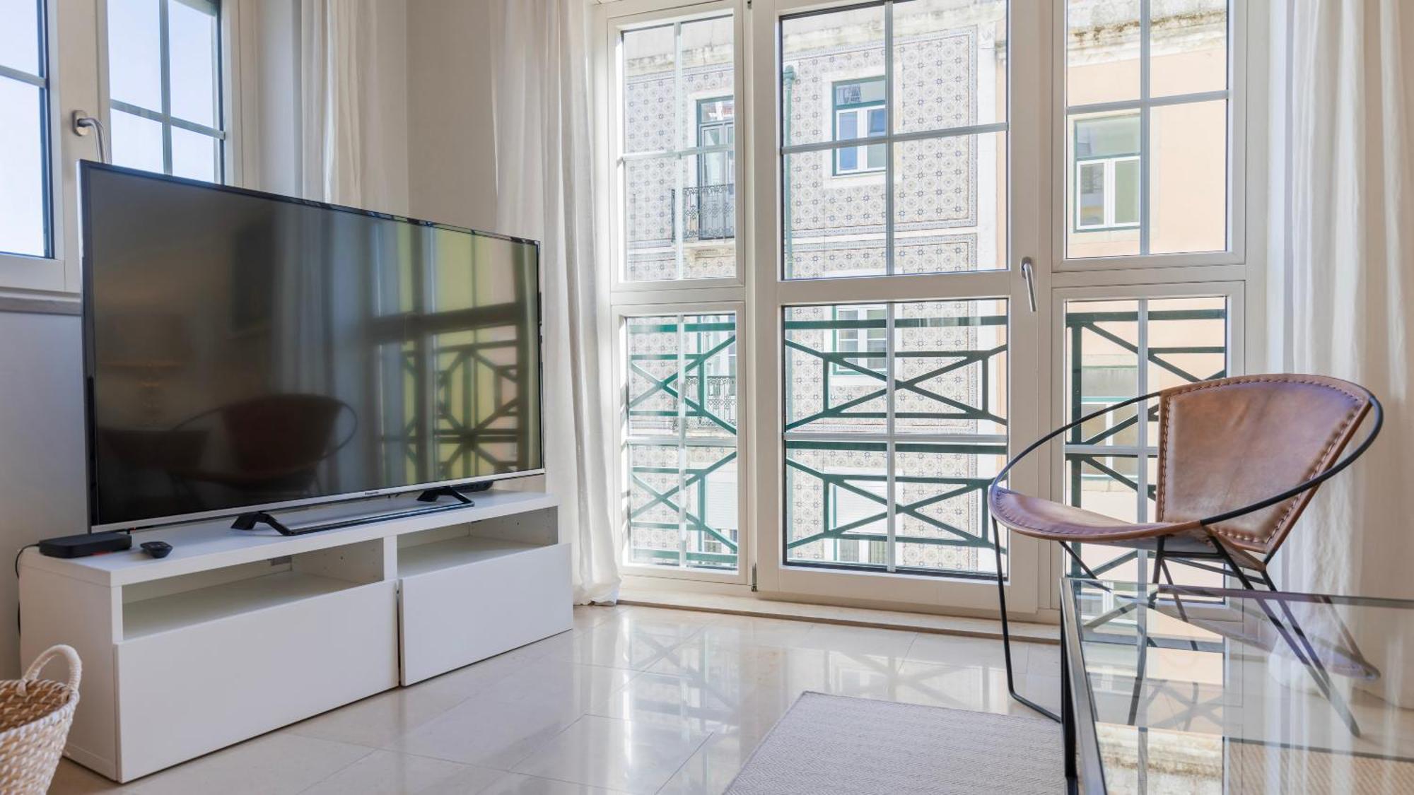Stylish Apartment With Parking By Lovelystay Lisboa Exterior foto