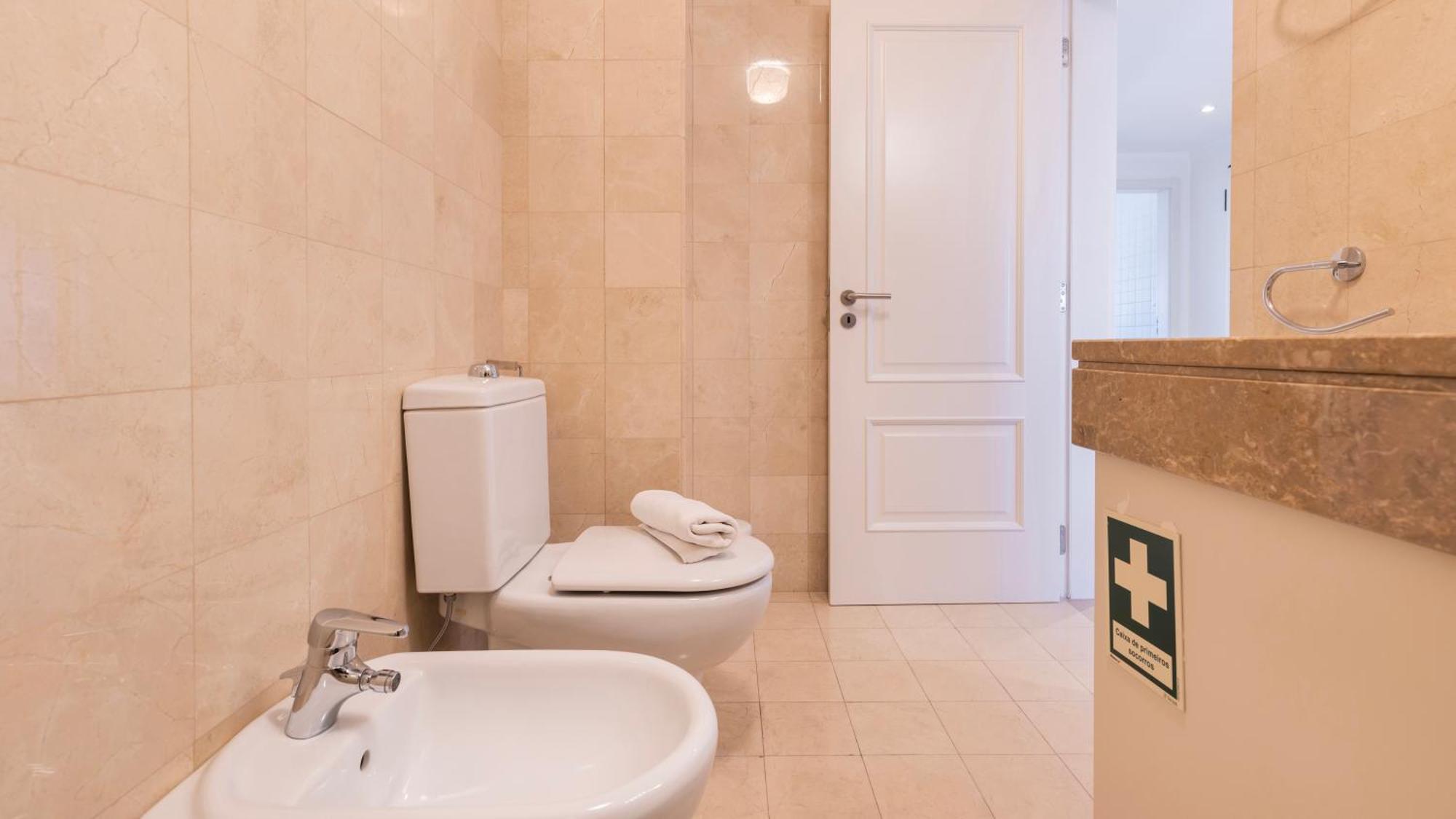 Stylish Apartment With Parking By Lovelystay Lisboa Exterior foto