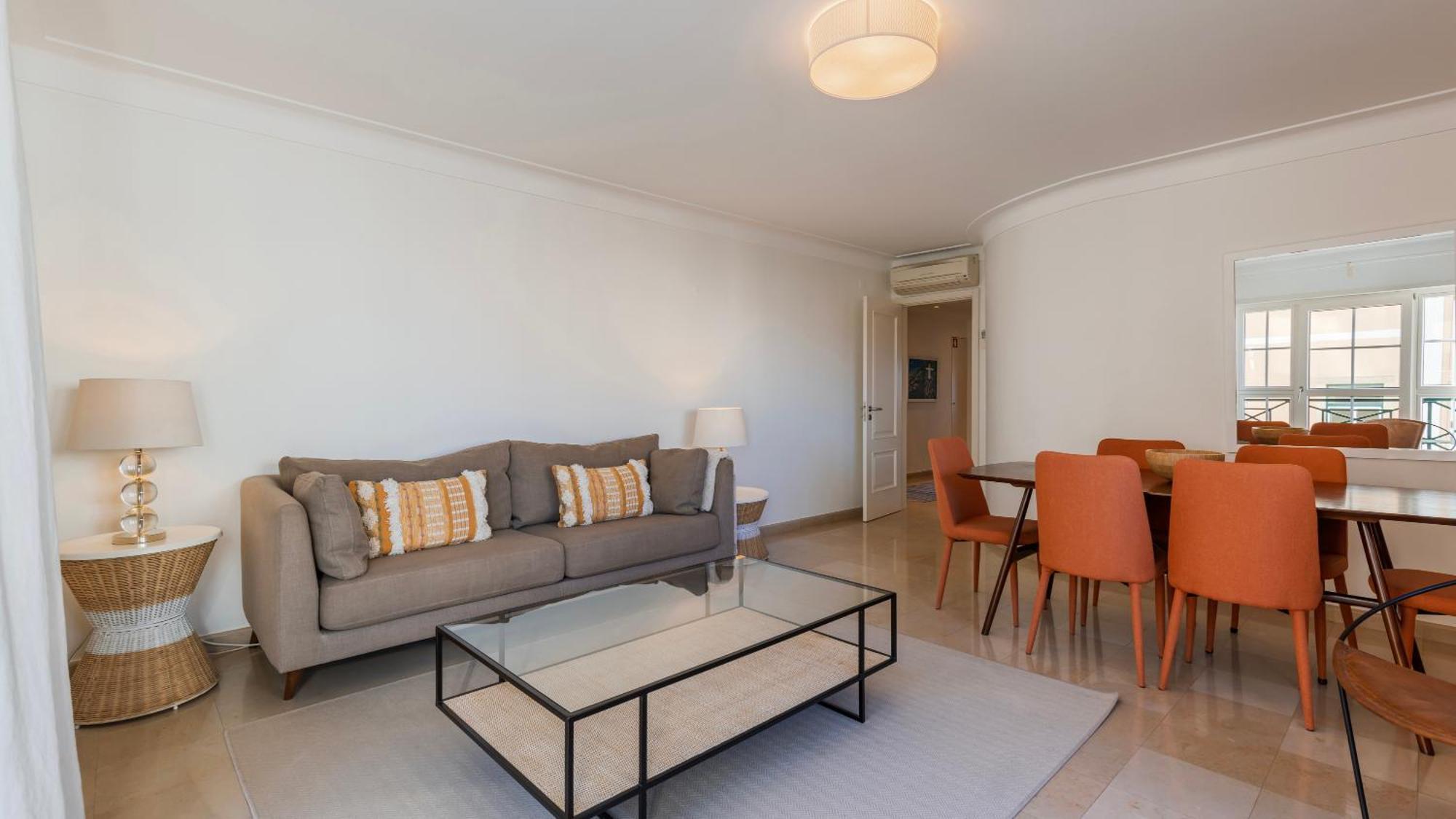 Stylish Apartment With Parking By Lovelystay Lisboa Exterior foto