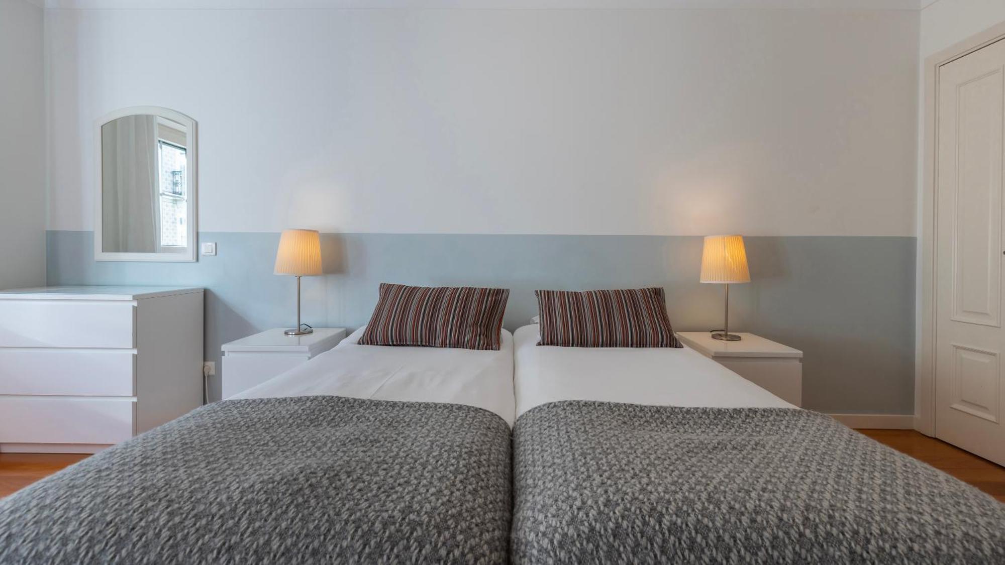 Stylish Apartment With Parking By Lovelystay Lisboa Exterior foto